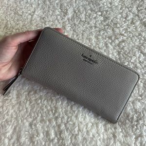 Kate Spade New York Large Continental Wallet